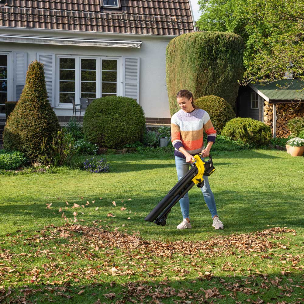 Produktabbildung: Kärcher - BLV 18-200 ohne Akku und ohne Ladegerät